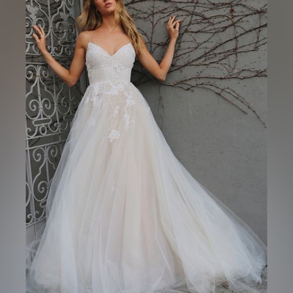 Monique lhuillier Astor Wedding Dress